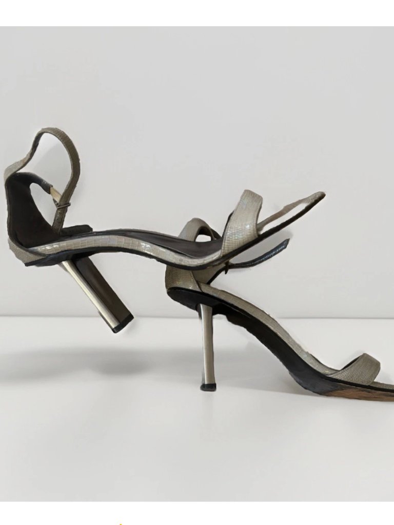 Dkny Women’s Heels Sandals Size 7 Silver Metallic Block Heel Y2k 2000s